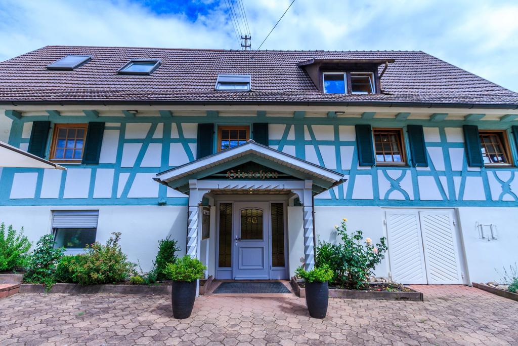 Hirschen Apartments Reute  Exteriér fotografie